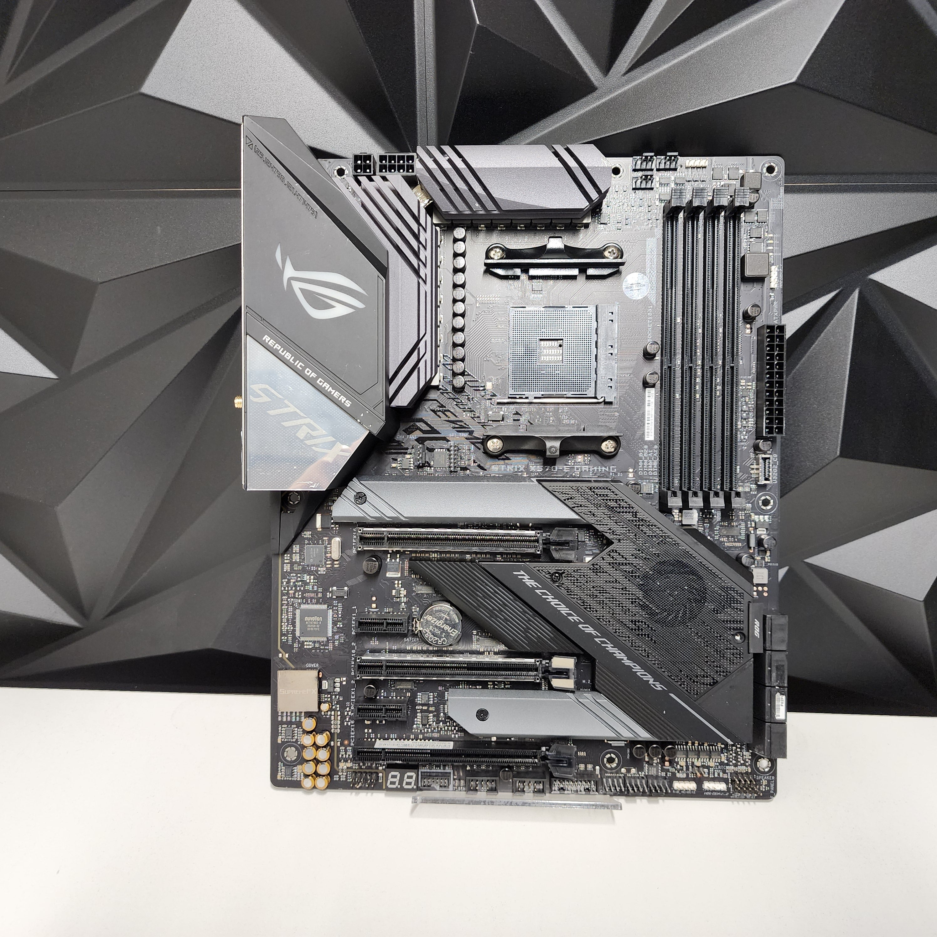 ASUS ROG STRIX X570-E GAMING