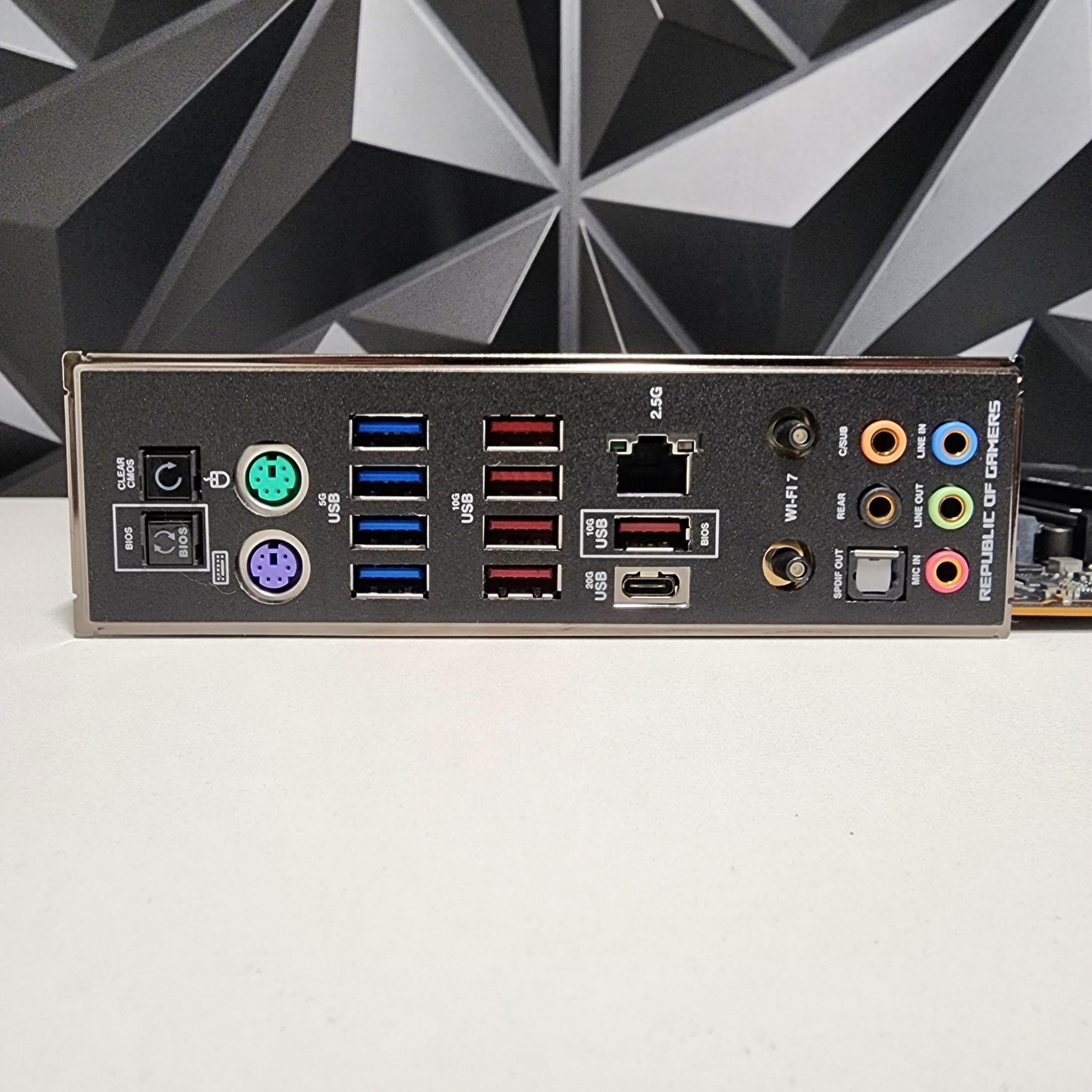 ASUS ROG MAXIMUS Z790 APEX ENCORE