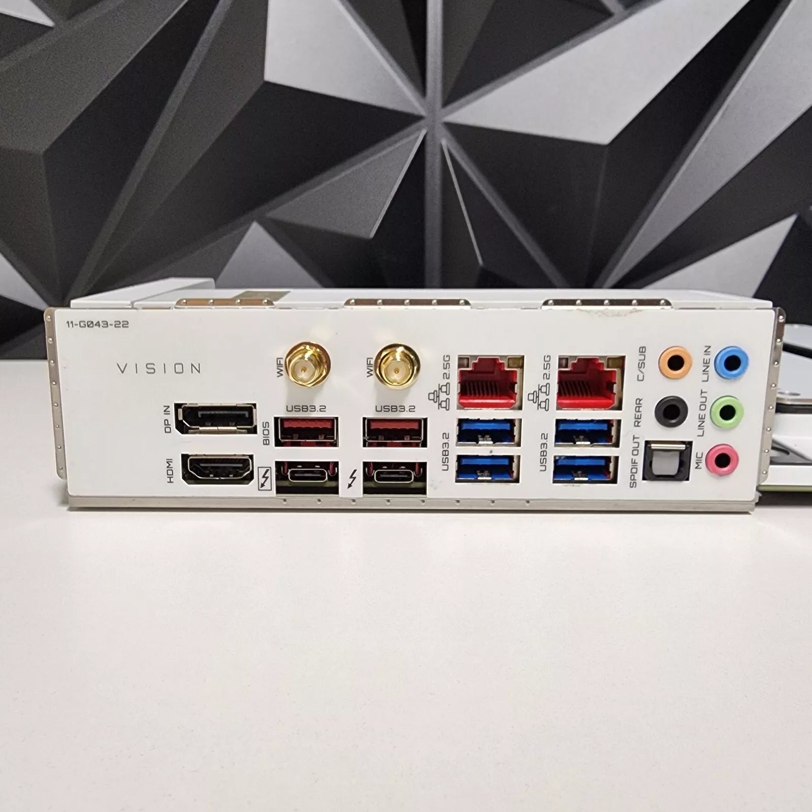 GIGABYTE Z590 VISION D