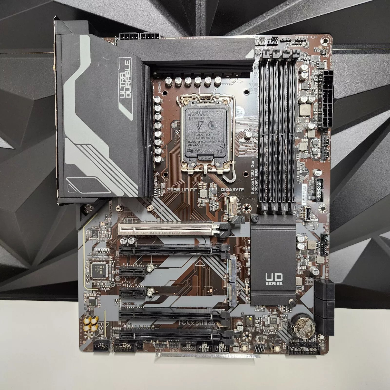 GIGABYTE Z790 UD AC