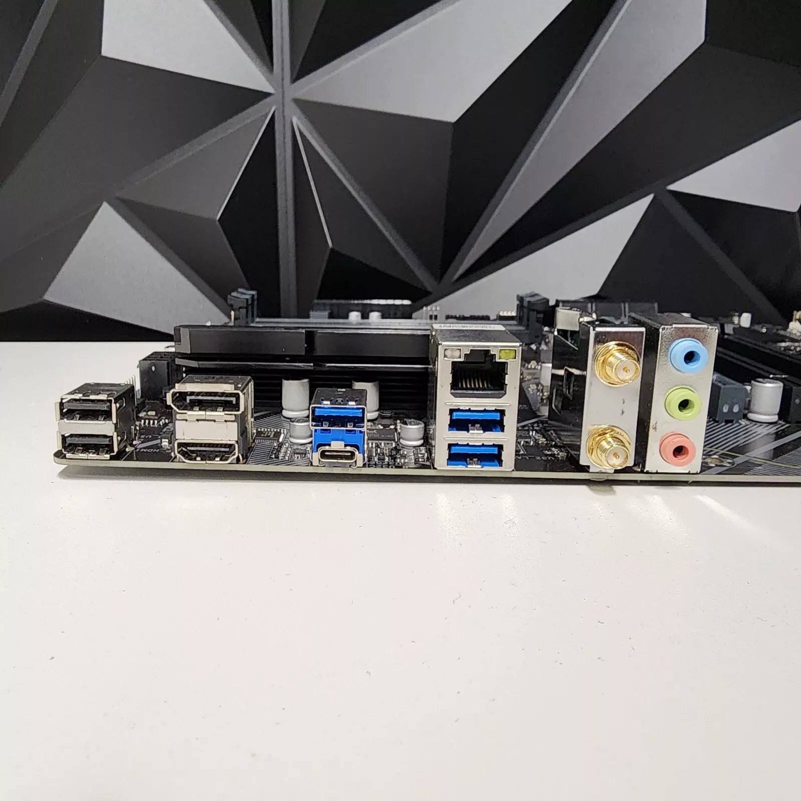 GIGABYTE B560 DS3H AC